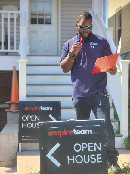 Joeless Pierre working an open house